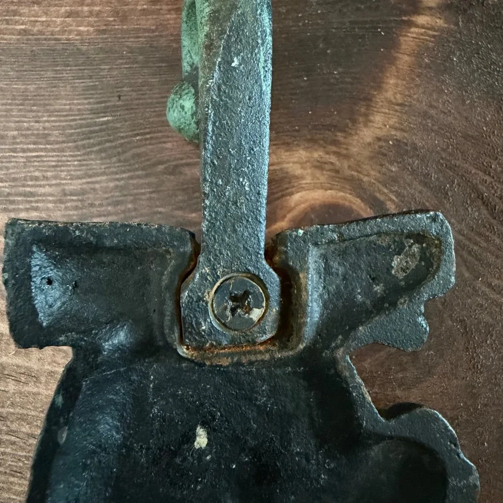 Vintage Style Cast Iron Squirrel Wall Hook Verdigris Green Rustic Cabin Decor